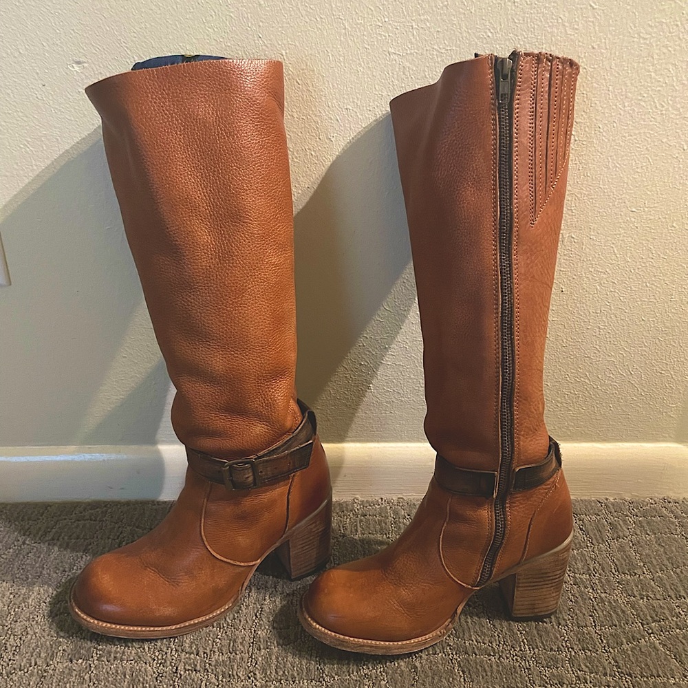 Freebird Holland tan leather boots